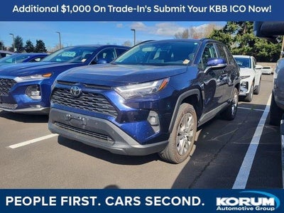 2022 Toyota RAV4 AWD XLE Premium 4DR SUV