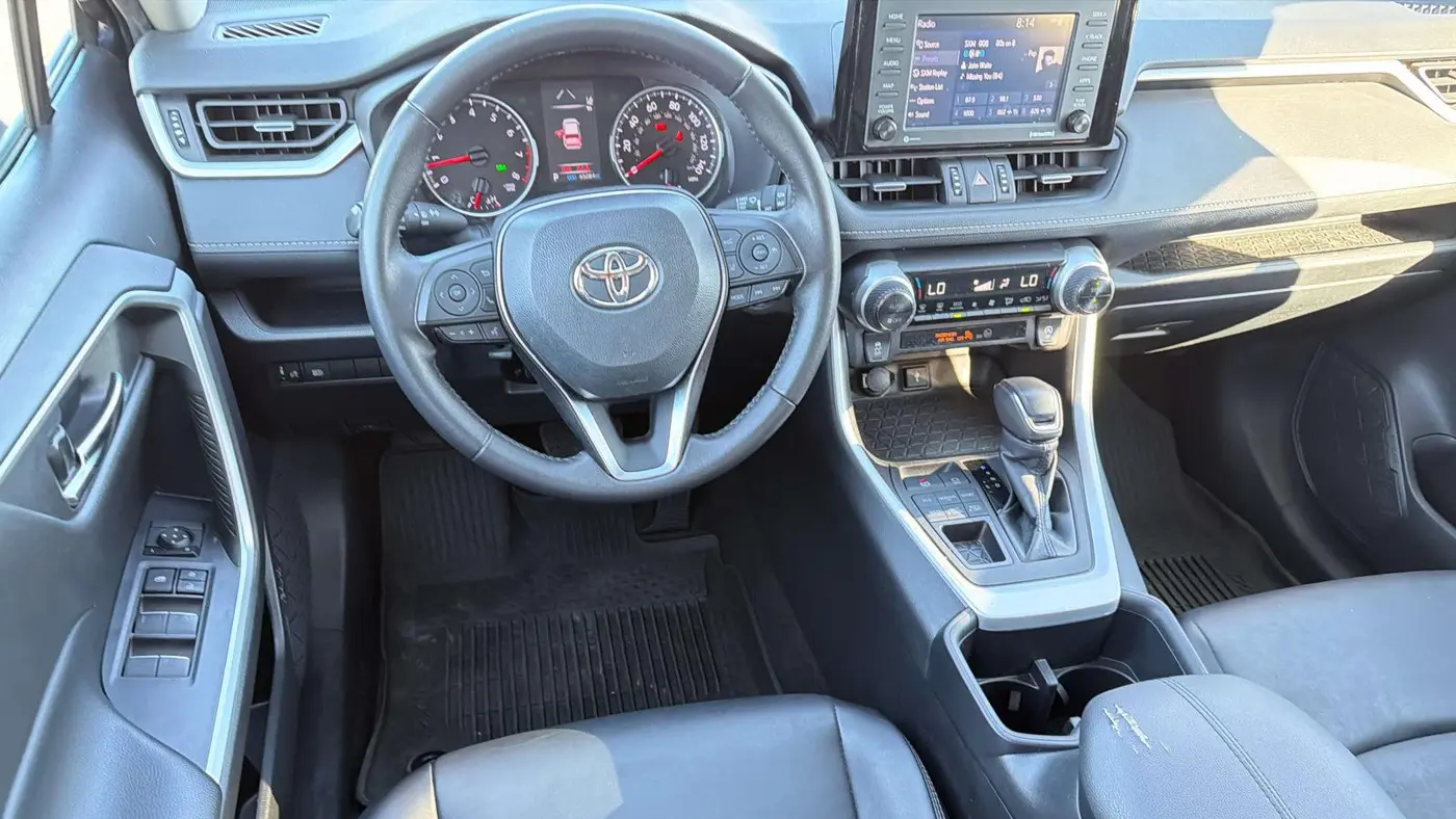 2022 Toyota RAV4 XLE Premium