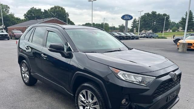 2020 Toyota RAV4 XLE Premium