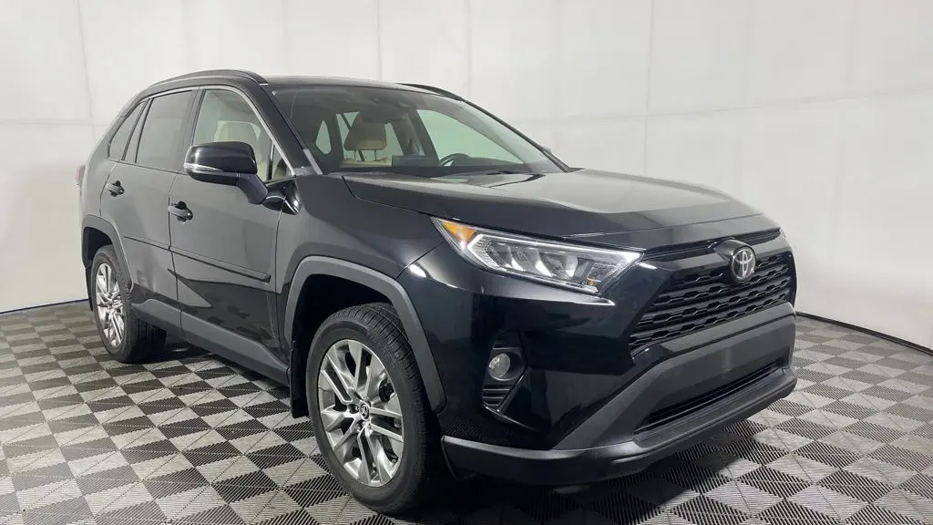 2021 Toyota RAV4 XLE Premium