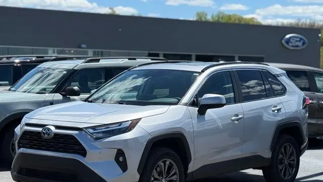 2024 Toyota RAV4 Hybrid XLE Premium