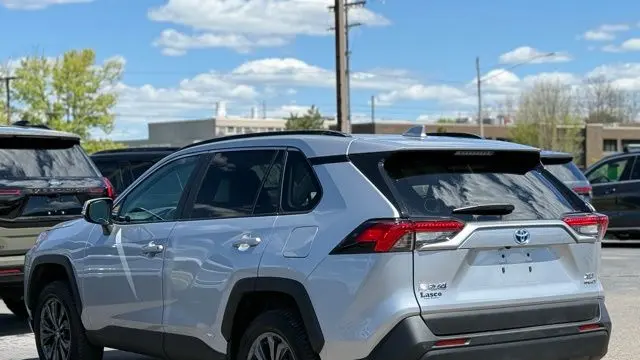 2024 Toyota RAV4 Hybrid XLE Premium