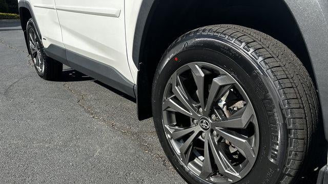 2024 Toyota RAV4 Hybrid XLE Premium