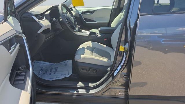 2021 Toyota RAV4 Hybrid XLE Premium