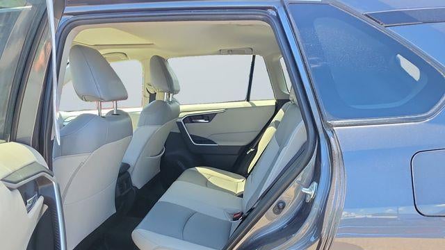 2021 Toyota RAV4 Hybrid XLE Premium
