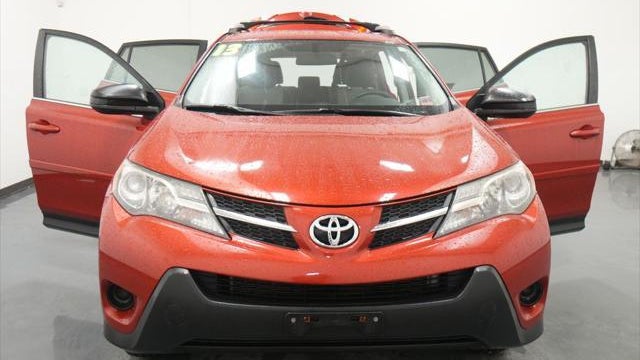 2013 Toyota RAV4 LE