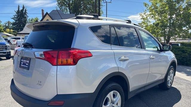 2015 Toyota RAV4 LE