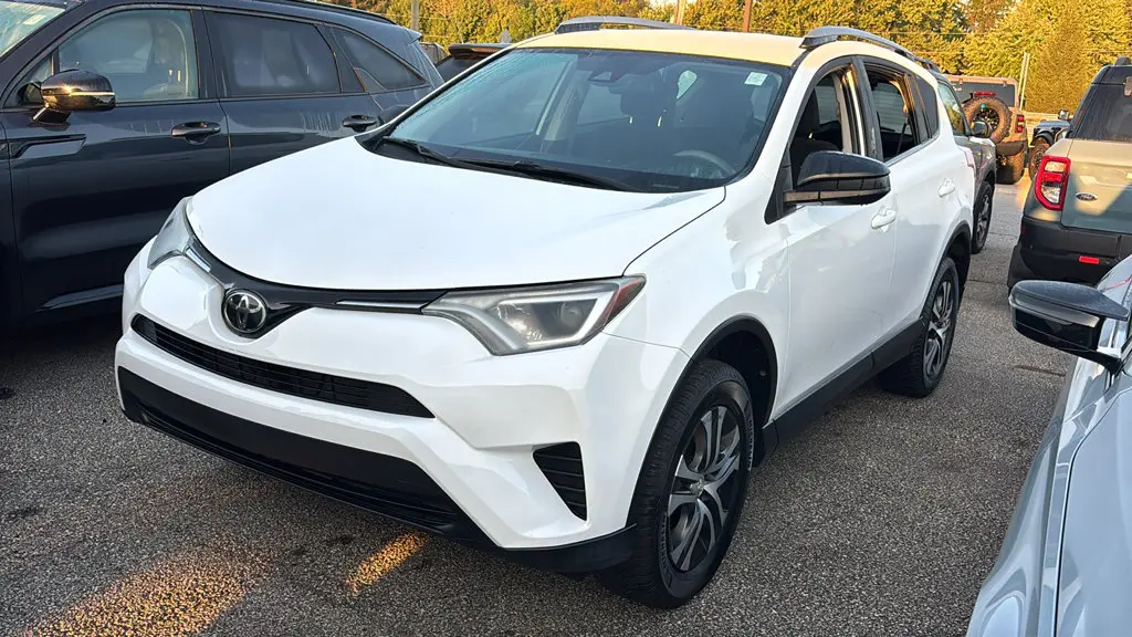 2018 Toyota RAV4 - $18,294