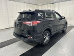 2017 RAV4 Thumbnail 2