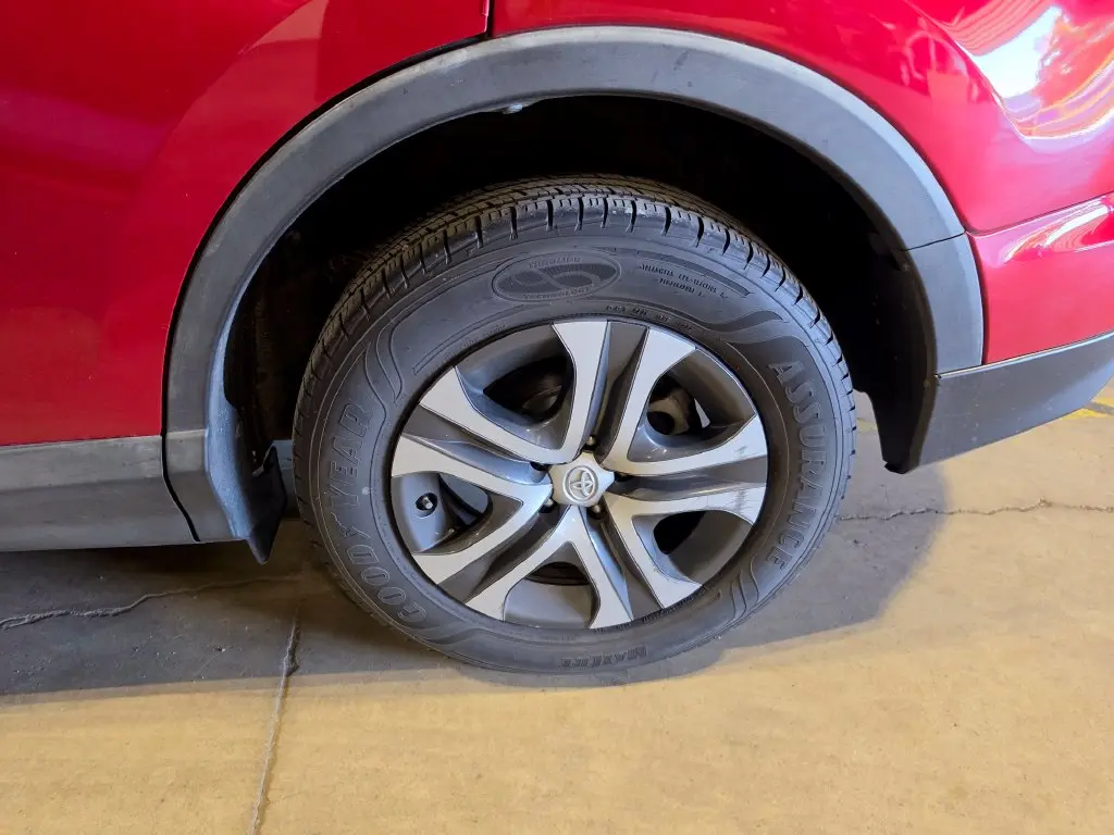 2017 Toyota RAV4 - $21,995
