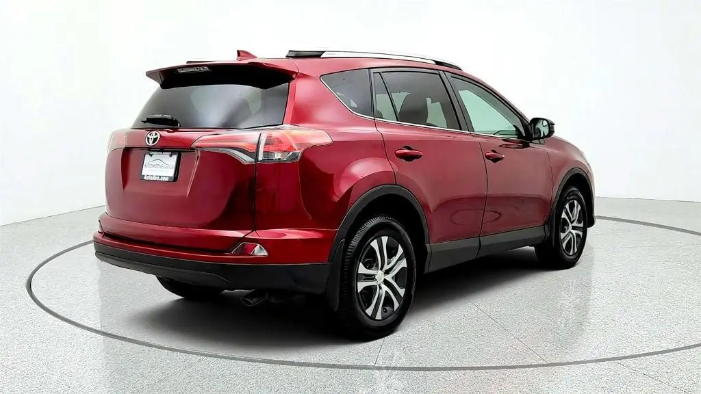 2018 Toyota RAV4 - $19,295