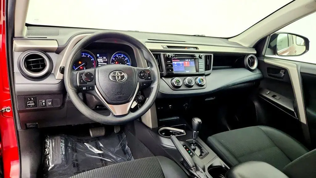 2018 Toyota RAV4 - $19,295
