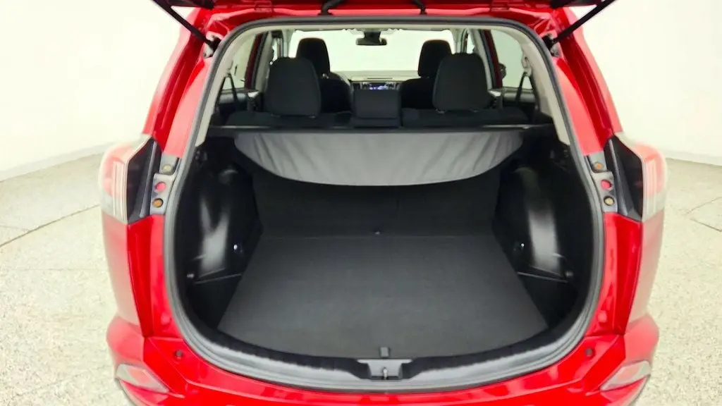 2018 Toyota RAV4 - $19,295
