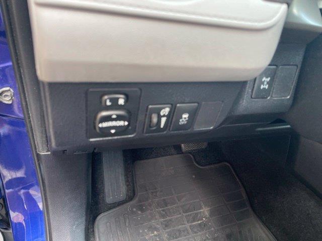 2014 Toyota RAV4 - $10,000