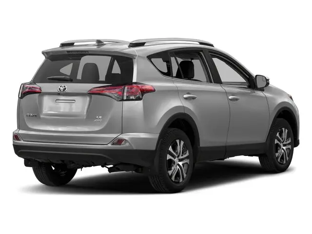 2018 Toyota RAV4 LE — photo 1 of 12