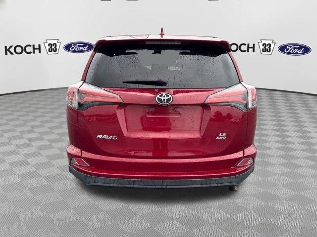 2018 Toyota RAV4 - $19,776