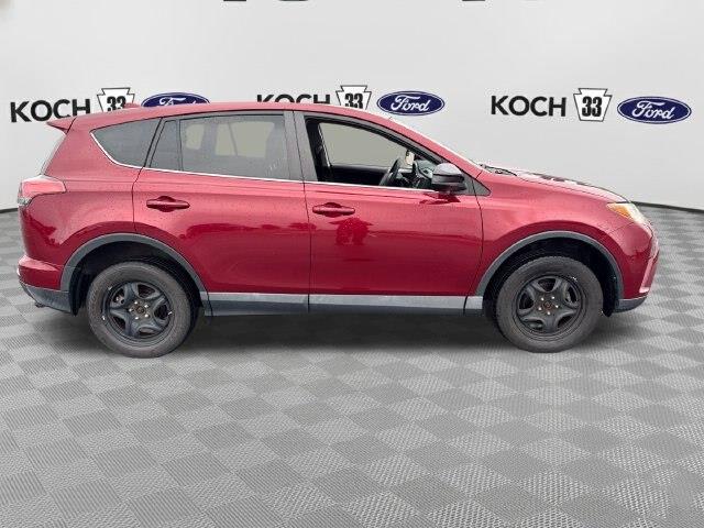 2018 Toyota RAV4 - $19,776