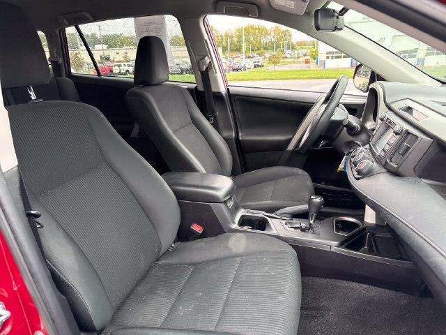 2018 Toyota RAV4 - $19,776