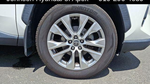 2022 Toyota RAV4 XLE Premium
