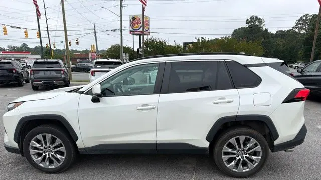 2022 Toyota RAV4 XLE Premium