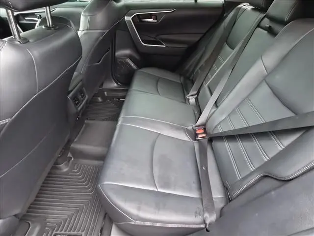 2019 Toyota RAV4 - $23,987
