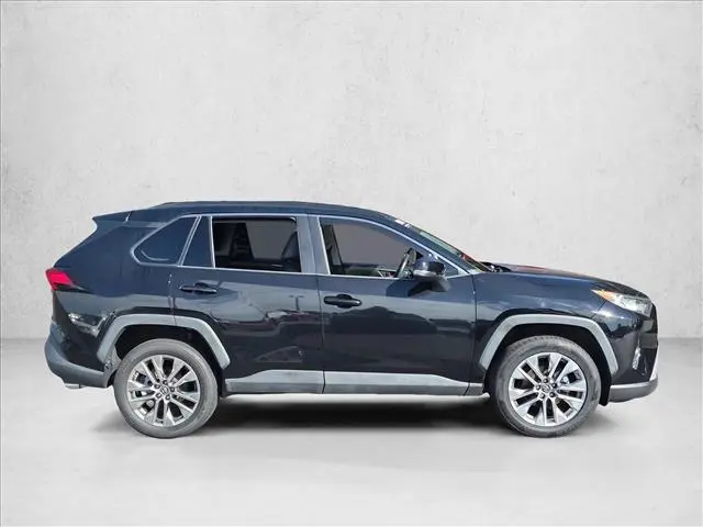 2019 Toyota RAV4 - $23,987