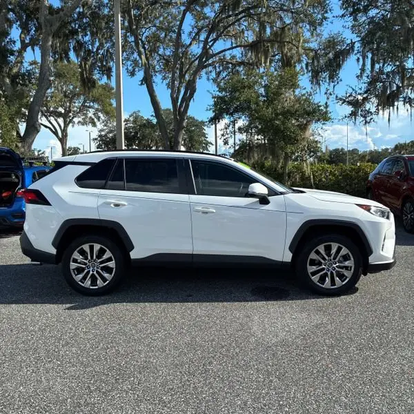 2020 Toyota RAV4 - $25,440