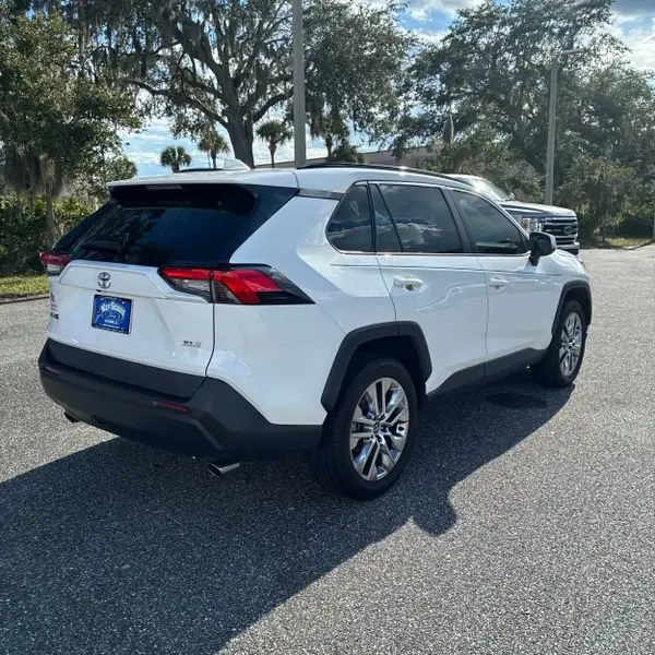 2020 Toyota RAV4 - $25,440