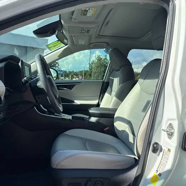 2020 Toyota RAV4 - $25,440