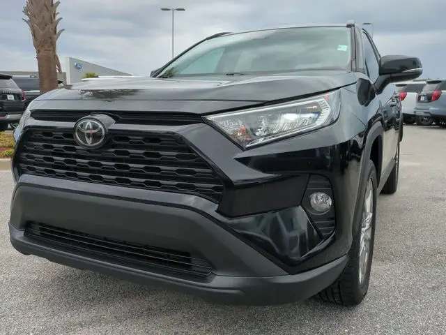 2019 Toyota RAV4 - $21,460