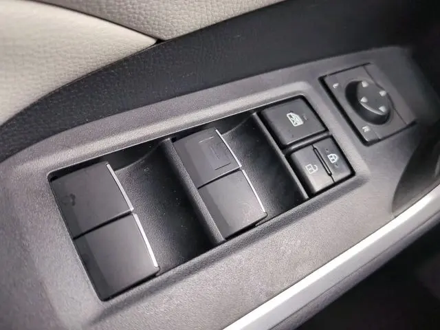 2019 Toyota RAV4 - $21,460