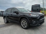 2019 RAV4 Thumbnail 32