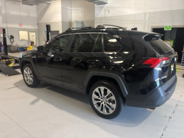 2022 Toyota RAV4 - $28,900