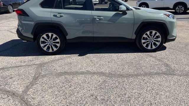 2020 Toyota RAV4 XLE Premium
