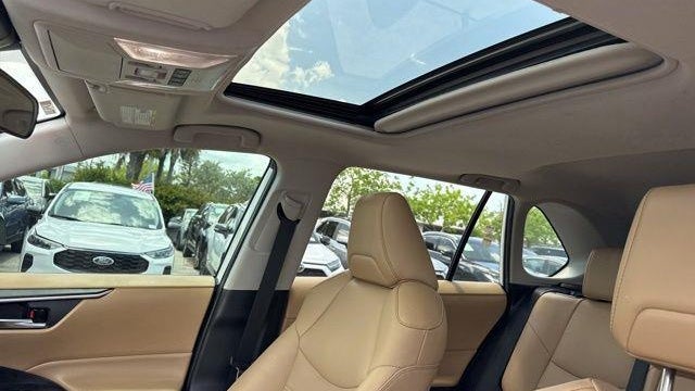 2022 Toyota RAV4 XLE Premium