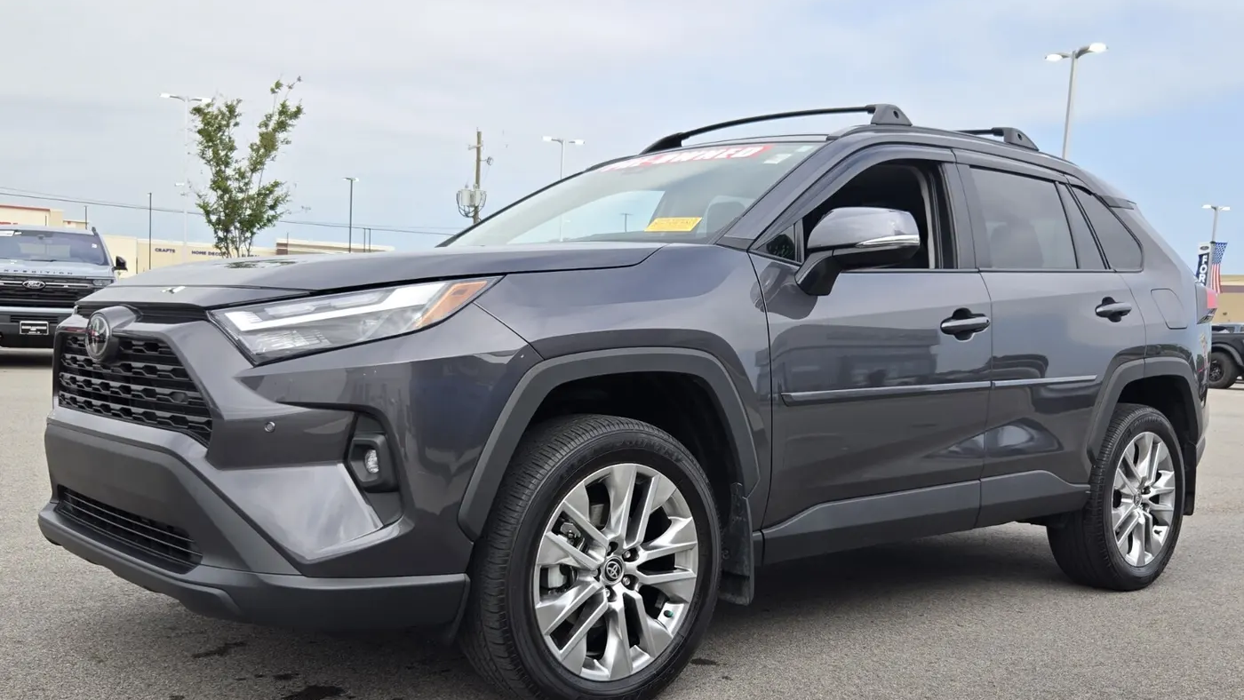 2024 Toyota RAV4 XLE Premium