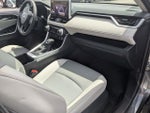 2025 RAV4 Thumbnail 28