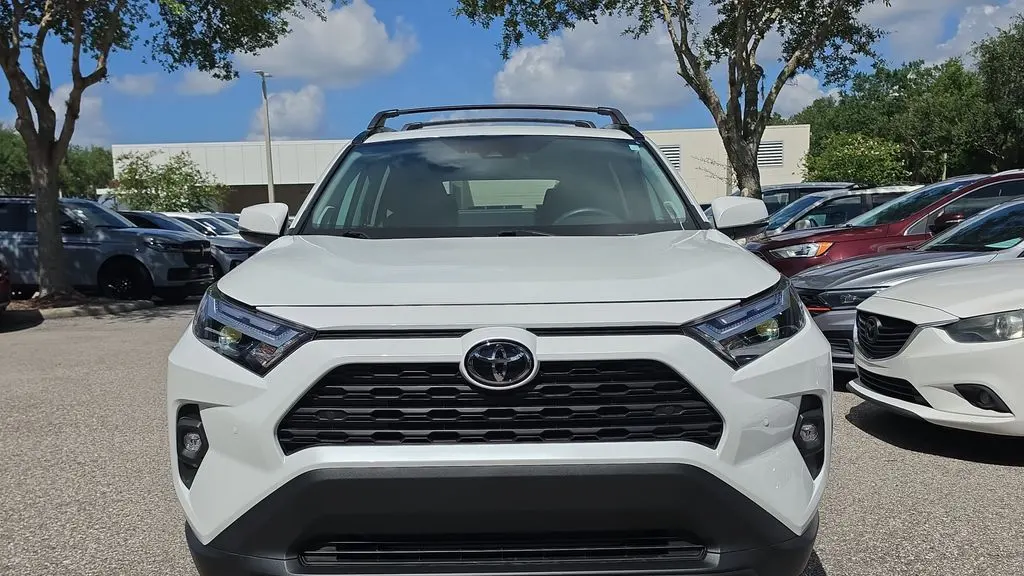 2025 Toyota RAV4 XLE Premium