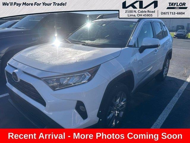 2020 Toyota RAV4 - $26,500