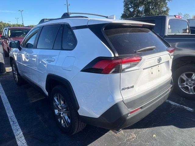 2020 Toyota RAV4 - $26,500