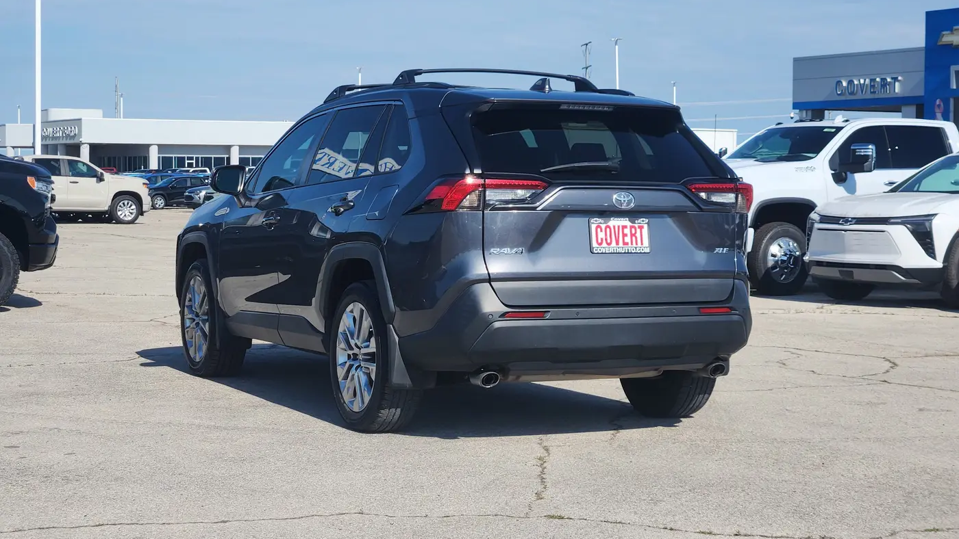 2021 Toyota RAV4 XLE Premium