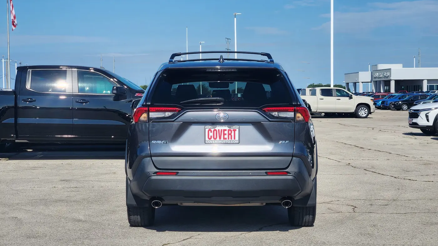 2021 Toyota RAV4 XLE Premium