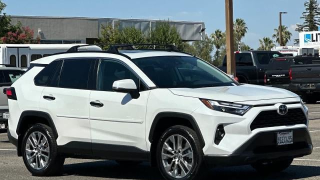 2023 Toyota RAV4 XLE Premium