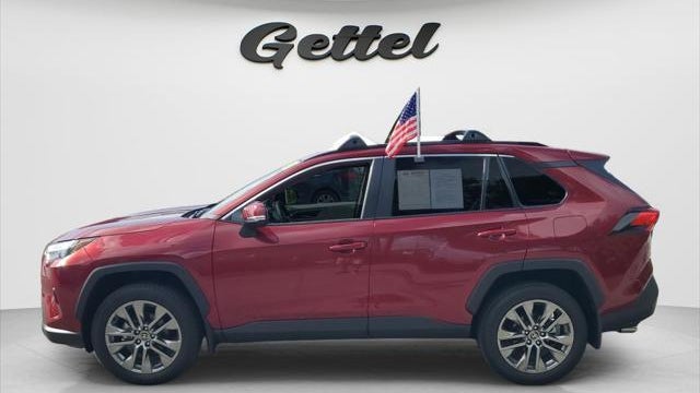 2025 Toyota RAV4 XLE Premium