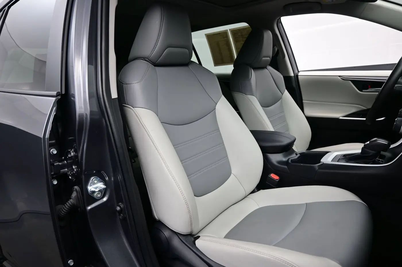 2025 Toyota RAV4 - $36,870
