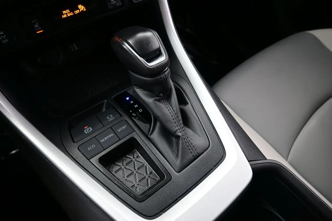 2025 Toyota RAV4 - $36,870