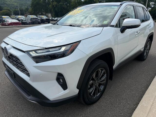 2024 Toyota RAV4 - $39,000