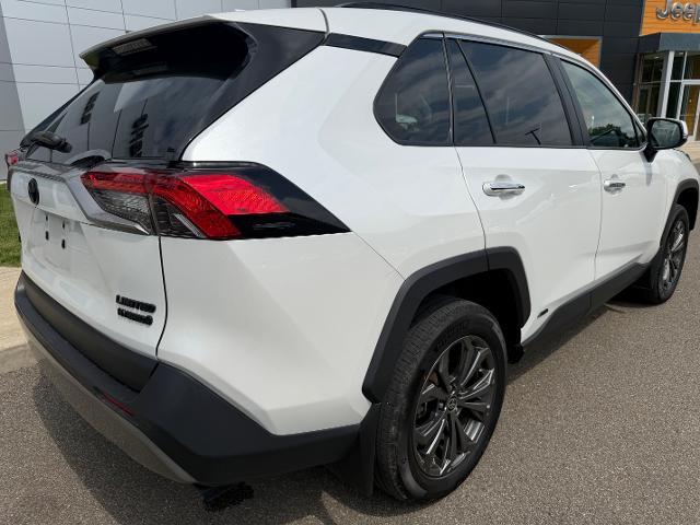 2024 Toyota RAV4 - $39,000