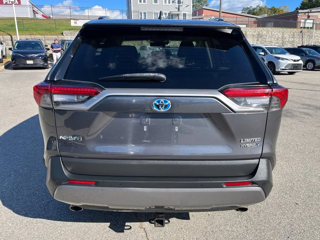 2021 Toyota RAV4 - $29,325