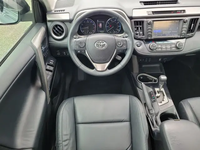 2017 Toyota RAV4 - $15,943